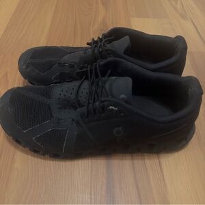 On Running On Cloud Women's Black Athletic Shoes